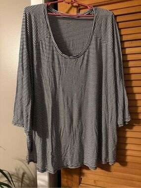 a.n.a Black and White Striped Long Sleeve Scoop Neck Top